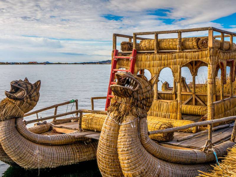 Tour Islas flotantes de los Uros (Medio Día en Titicaca)